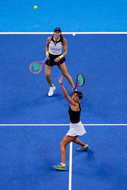 Luisa Stefani é superada na semifinal do WTA 1000 de Pequim – Surgiu