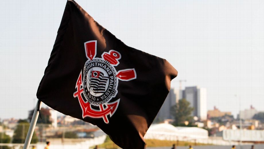 Corinthians aciona 11 clubes na CBF e cobra R$ 35 milh&otilde;es em d&iacute;vidas