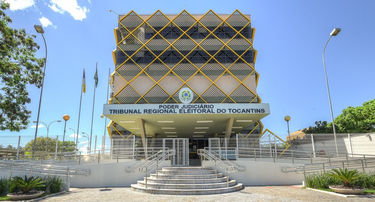 TRE-TO e 21 cart&oacute;rios eleitorais funcionam das 13h &agrave;s 18h em janeiro; 12 cart&oacute;rios atendem das 8h &agrave;s 13h
