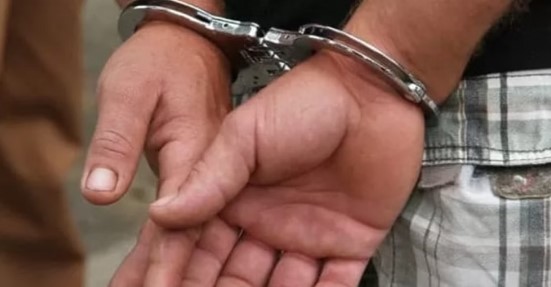 Menina de 6 anos &eacute; encontrada morta debaixo de cama na casa de suspeito em MS