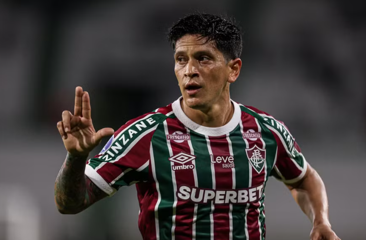 Ap&oacute;s cirurgia no joelho, Cano retorna aos treinos no Fluminense