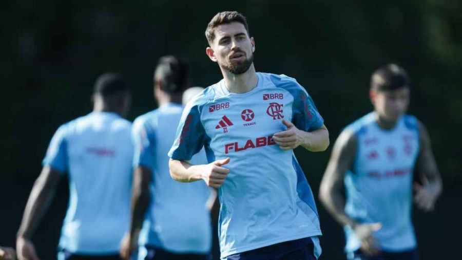 Jorginho critica Chappell Roan ap&oacute;s confus&atilde;o envolvendo fam&iacute;lia em hotel de S&atilde;o Paulo